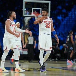 开云体育官网-尼克斯你太狠了，一组3-0，创造80年NBA独一无二纪录，东部变天了|泰雷塞·马克西|纽约尼克斯队|费城76人队|乔尔-恩比德|东部半决赛_新浪体育_新浪新闻